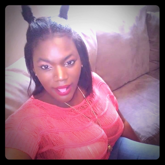 Meet your Posher, Likisha - Picture 1 of 1